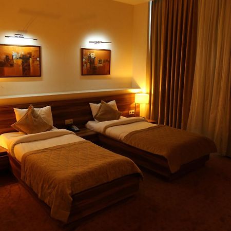 Avenue Hotel Baku By Smart Eksteriør bilde