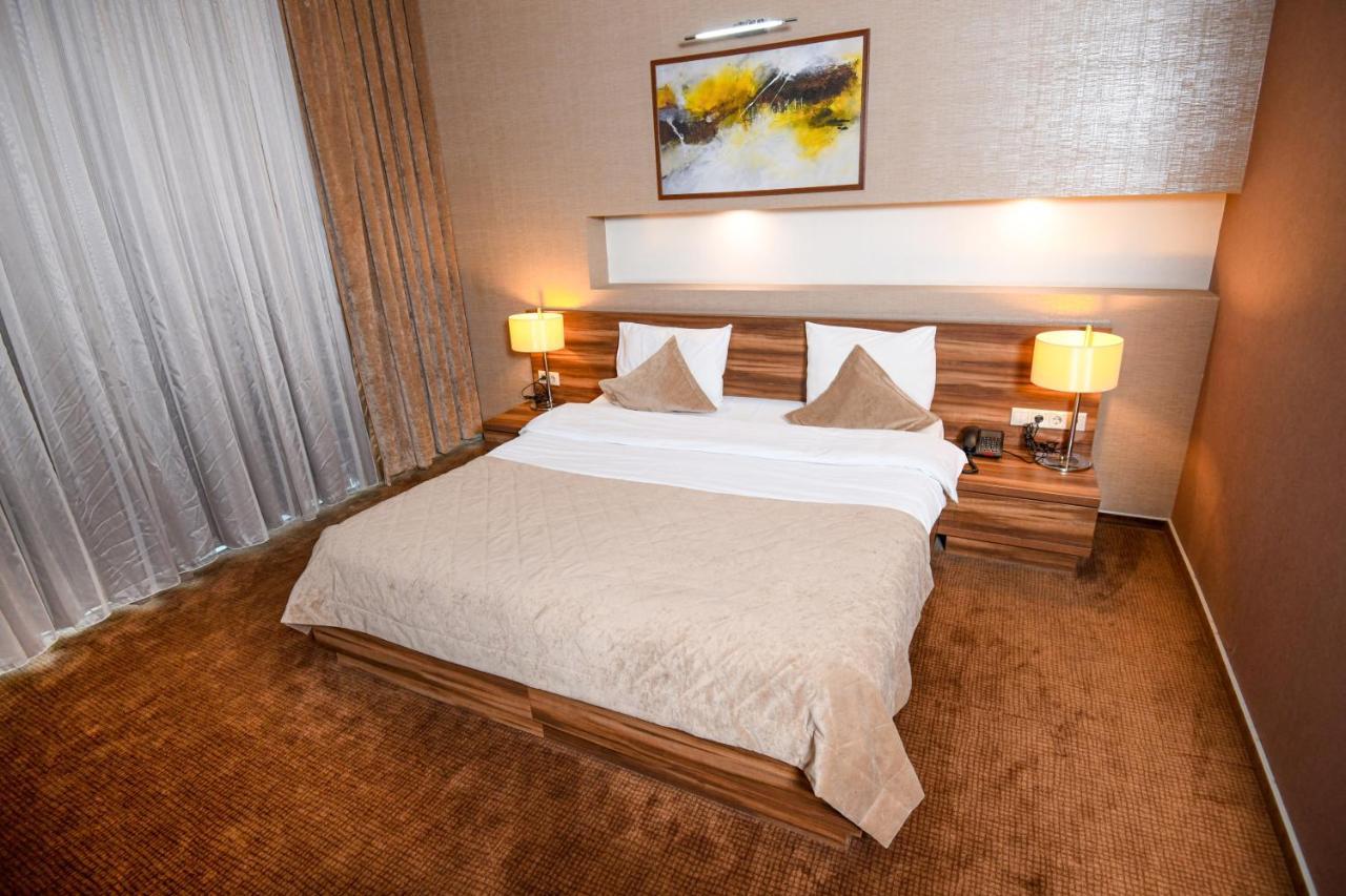 Avenue Hotel Baku By Smart Eksteriør bilde